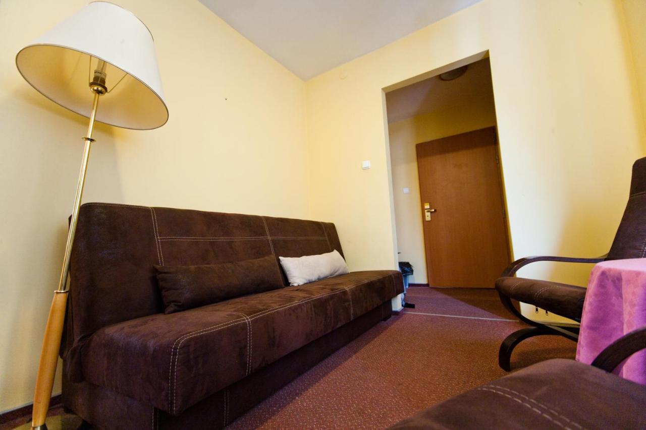 Hostel Malinowski City Gliwice Exteriör bild